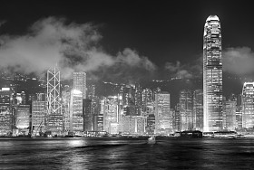 香港天际线黑色和白色