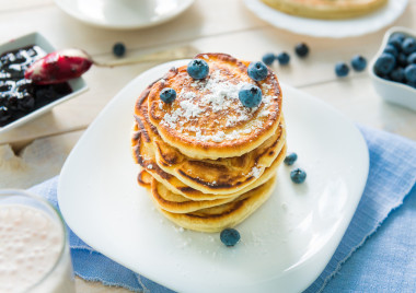 藍(lán)莓和果醬煎