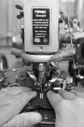 土布缝制的西装外套和零件