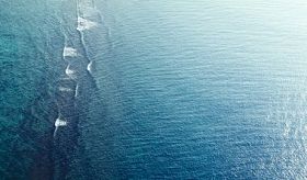 蓝色大海背景