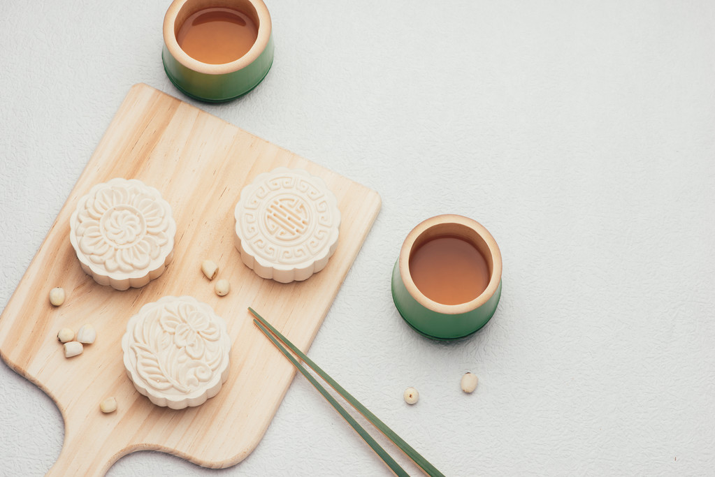 中国中期秋天节日食