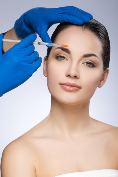 具有塑料操作的模型