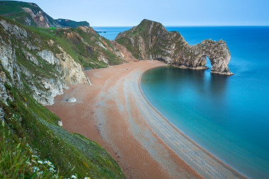 durdle 門上侏羅統(tǒng)的多塞特郡海岸