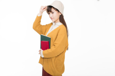 可爱美丽的中国学生图片