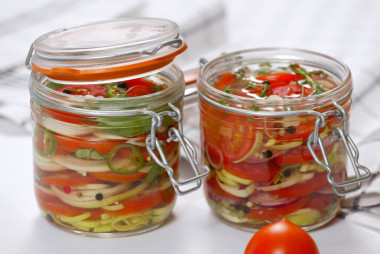 守恒的西紅柿圖片