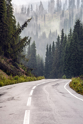 走进大山的路