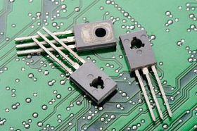 特写晶体管详细图片