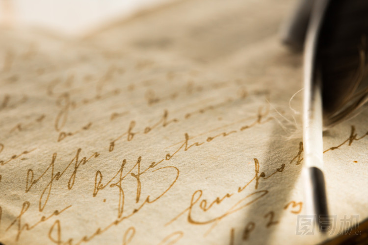 老書與羽毛筆圖片