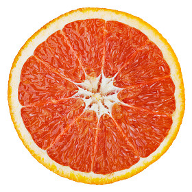 葡萄柚与剪切路径在白色背景上孤立