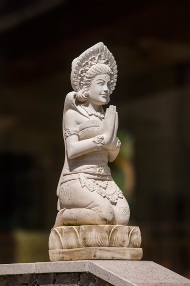 海南屯昌天湖半島會所女士佛圖片