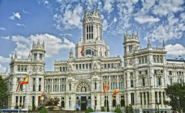 在马德里 cibeles