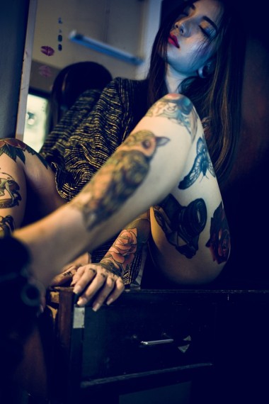 紋身的漂亮女孩圖片