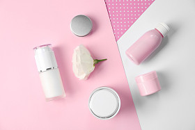 化妆品 spa 模拟图片