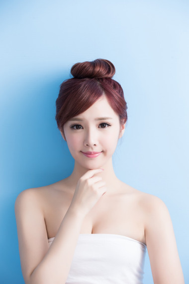 美丽女人对你的微笑图片