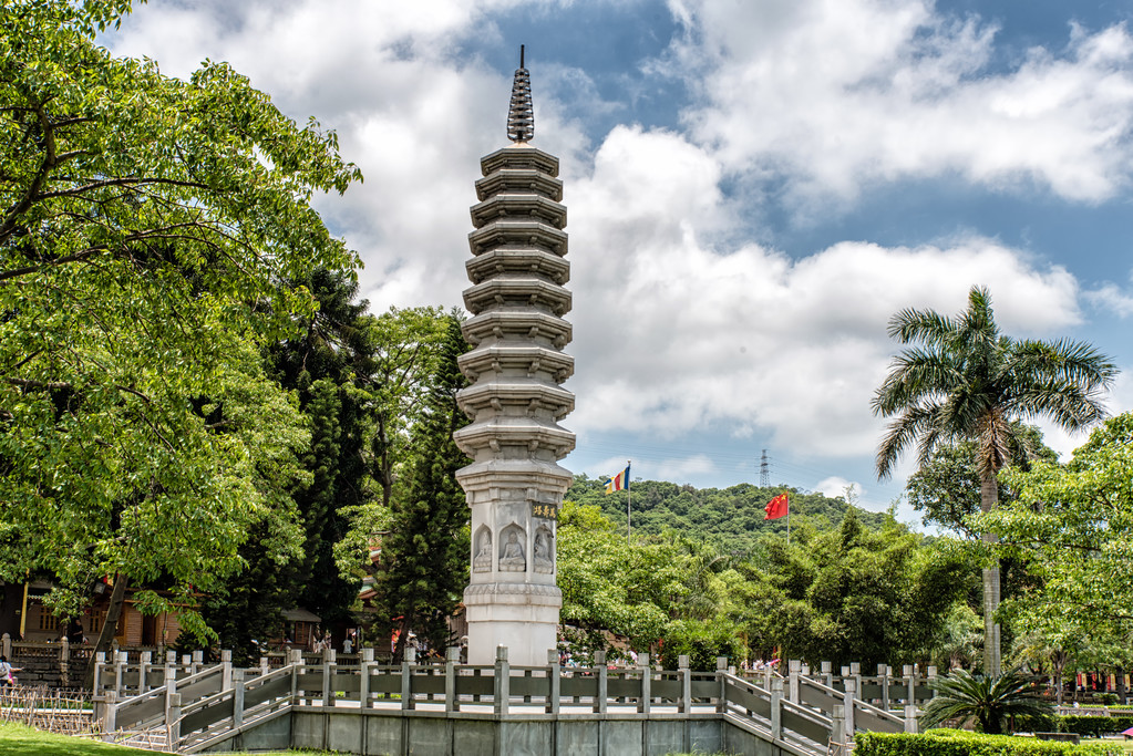 厦门南普陀寺寺塔