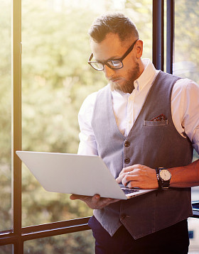 正在启动项目的人