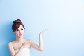 美丽女人显示的东西