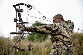 现代弓猎人