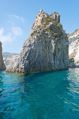 faraglioni della 麦当娜，热那
