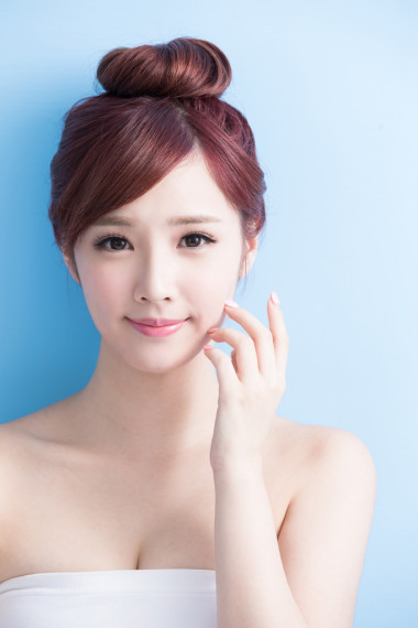 美麗的女人笑