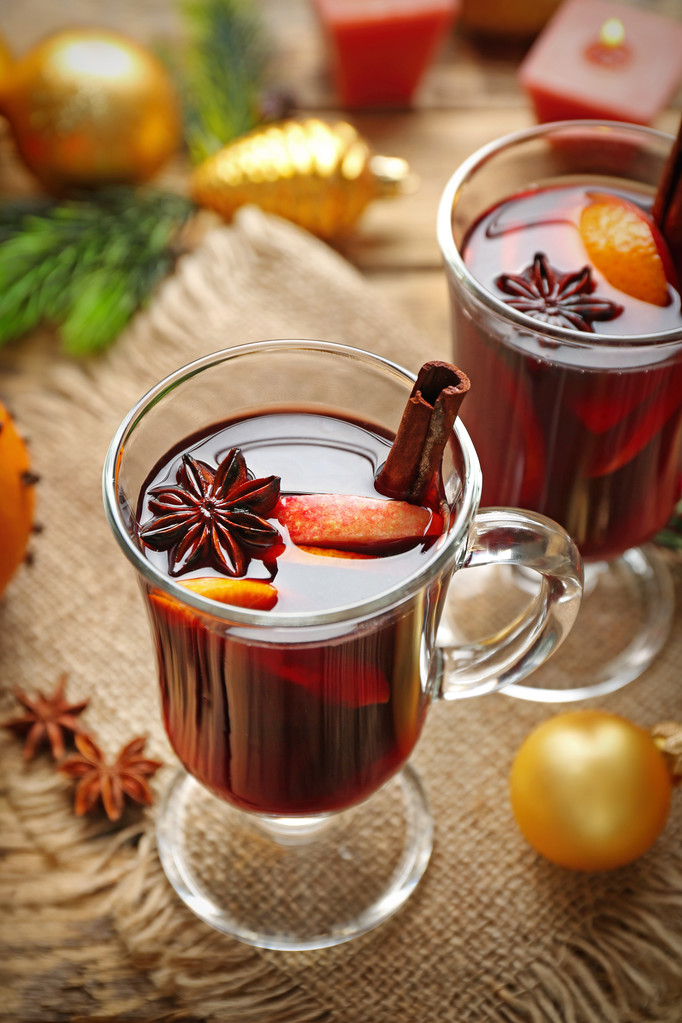 乐舞的圣诞红酒图片 乐舞的圣诞红酒图片