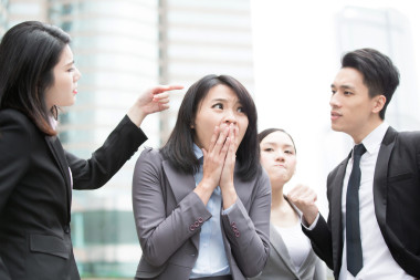 商界人士欺負圖片