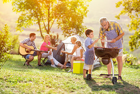 幸福的家庭烧烤烧烤肉