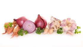 红洋葱和大蒜