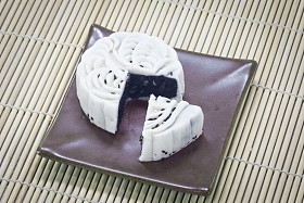 白月饼照片