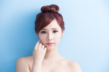 構(gòu)成的美麗女人 圖片