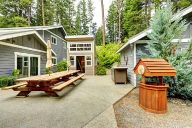 美國灰色住宅的外