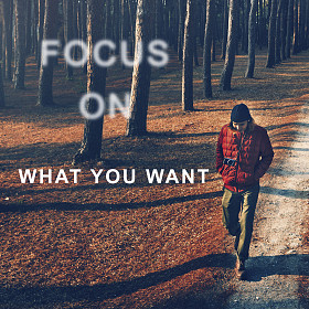 走在森林里的家伙