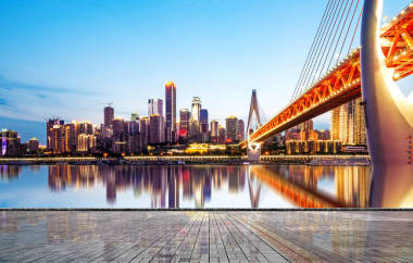 豪華會(huì)議室的桌子和椅子照片