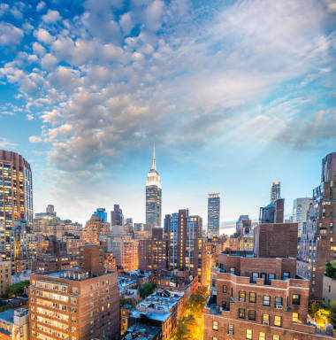 纽约曼哈顿城城市日落鸟瞰图图片