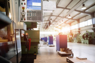 小組的數(shù)控機(jī)床