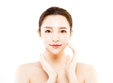 特写年轻女子脸上白色孤立图片