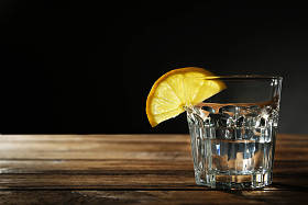 柠檬与冰伏特加