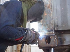 焊接机结构 bymig 焊接