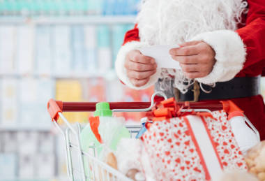 圣诞老人在圣诞购物图片