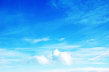 藍(lán)色的天空背景圖片