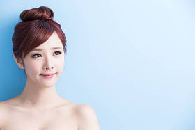 美丽女人看在什么地方