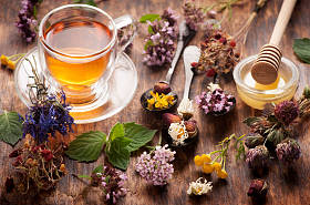 中药的概念。草药和草药茶图片