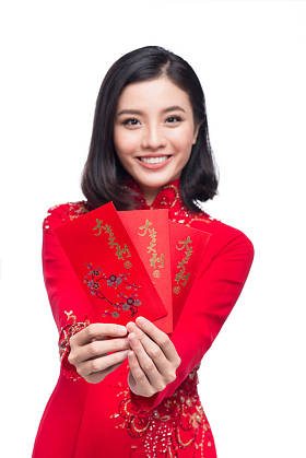 传统节日成本上美丽的亚洲女人的画像