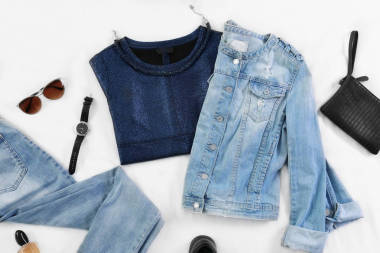 現(xiàn)代時(shí)尚的衣服圖片