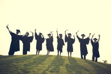 大学学生毕业图片