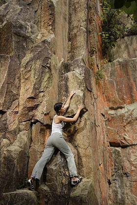 女子攀岩图片