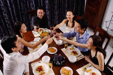 在一次宴會上成人圖片