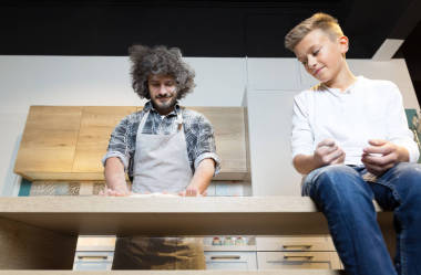 可愛的男孩，與他的父親