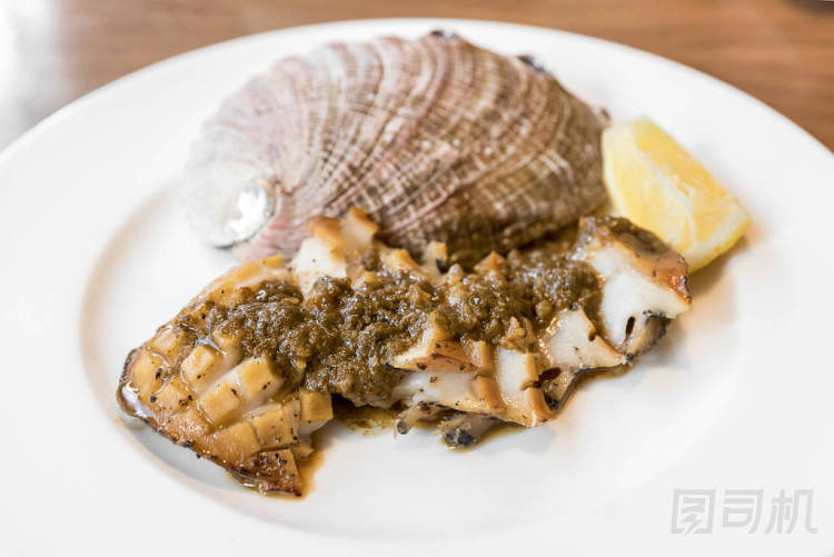日本鮑魚牛排