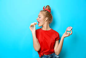 年轻漂亮的女人